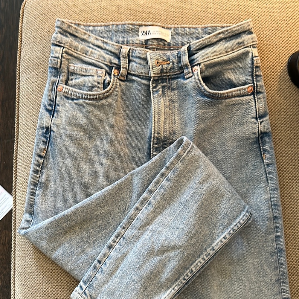 Zara light wash skinny Jean